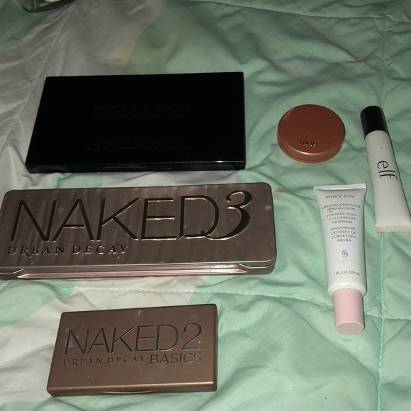 High end Beauty bundle - Picture 1 of 5